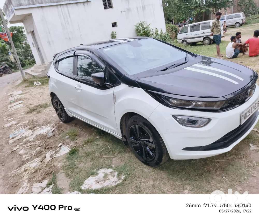Altroz 2025 July Petrol Well Maintainedj A New Car  Limited Editions