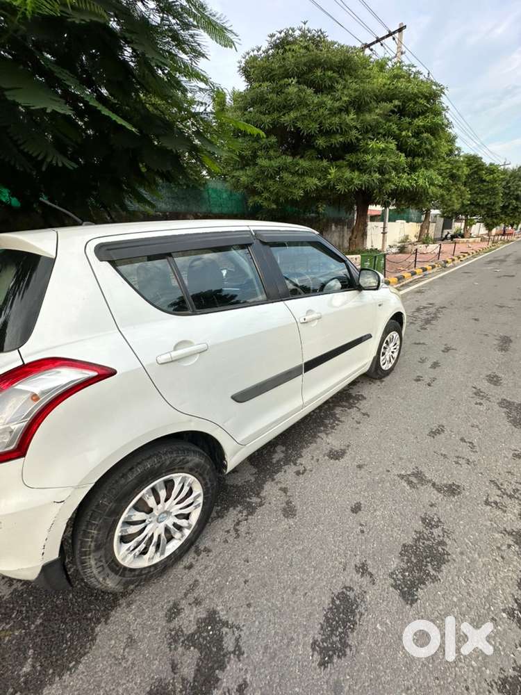 2015 Maruti Swift Vxi