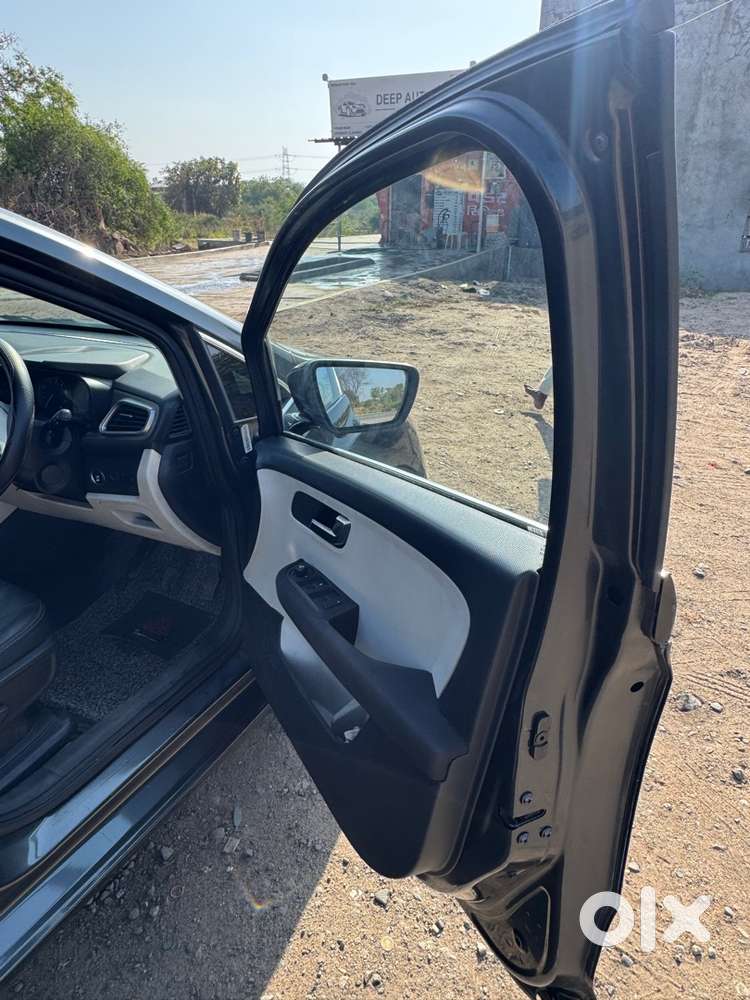 Tata Altroz 2021 Petrol Well Maintained