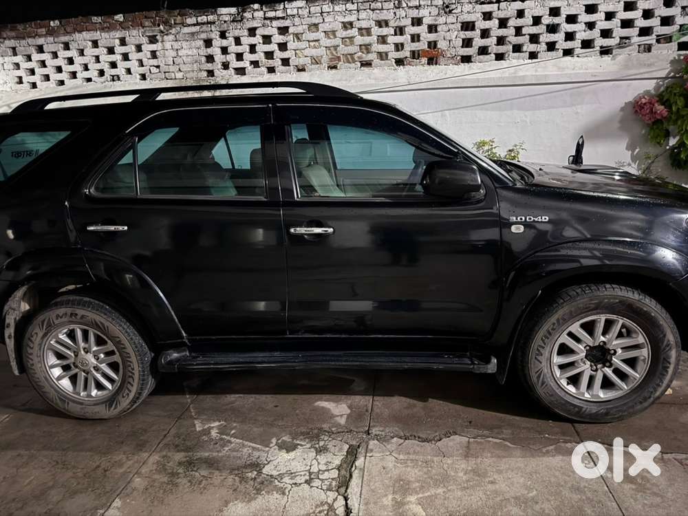 Toyota Fortuner 2010 Diesel