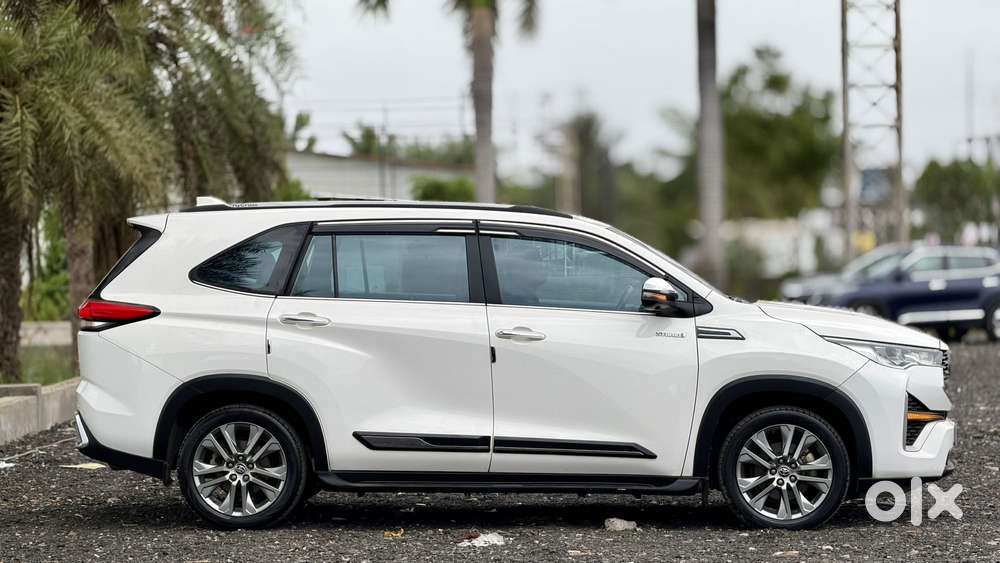 Toyota Innova Hycross 2.0 Zx (o) Hybrid 7 Str, 2024, Electric