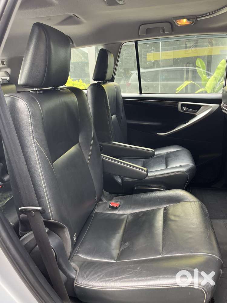 Toyota Innova Crysta Touring Sport 2.4 Mt, 2017, Diesel