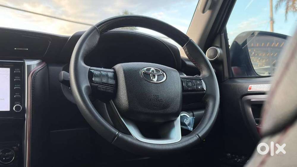 Toyota Fortuner Legender 4x2 At 2.8, 2025, Diesel