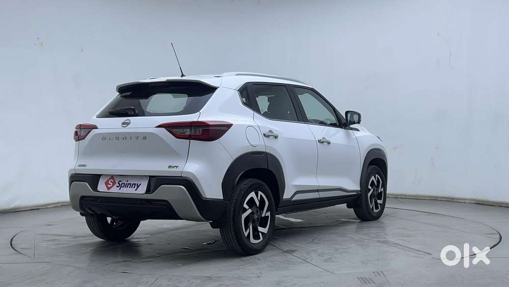 Nissan Magnite 1.0 Xv Premium Turbo Cvt, 2022, Petrol