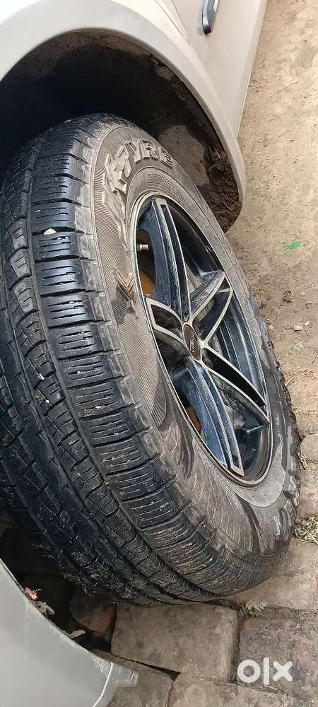 Mahindra Xuv500 2014 Diesel 95000 Km Driven