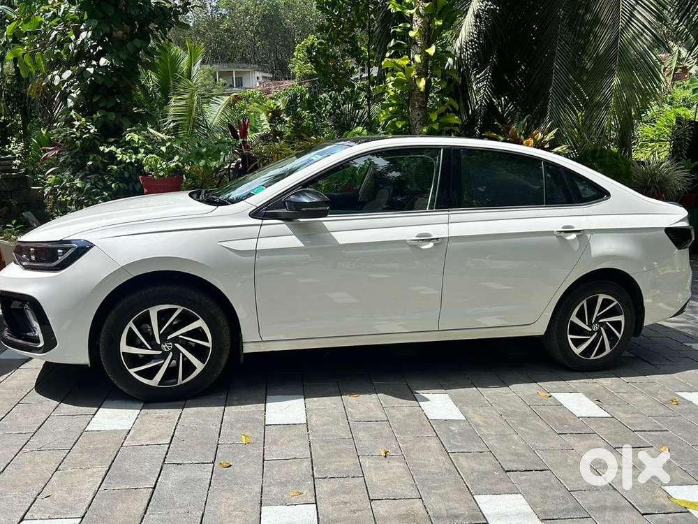 Volkswagen Virtus Topline Automatic-2022 Dec Registration(in Warranty)