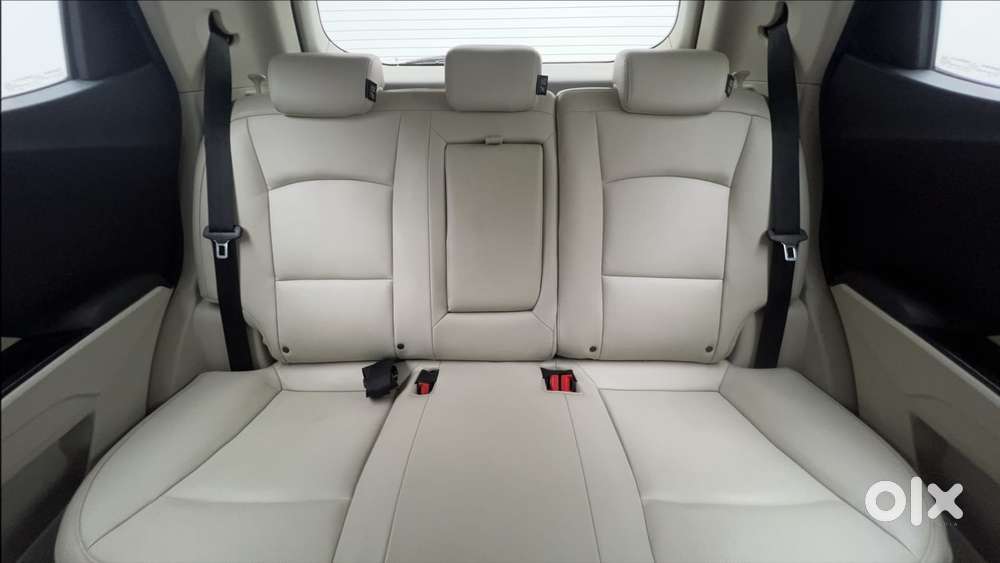 Mahindra Xuv300 W8 Option, 2024, Petrol