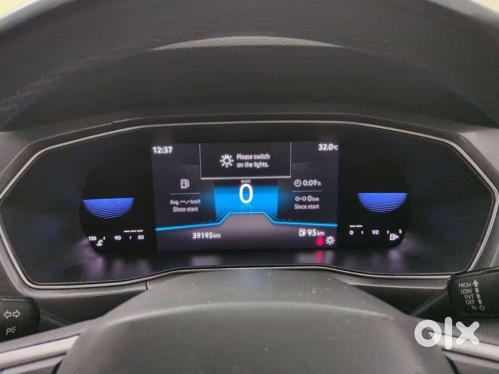 Volkswagen Taigun Topline 1.0 Tsi At (electric Seats), 2022, Petrol