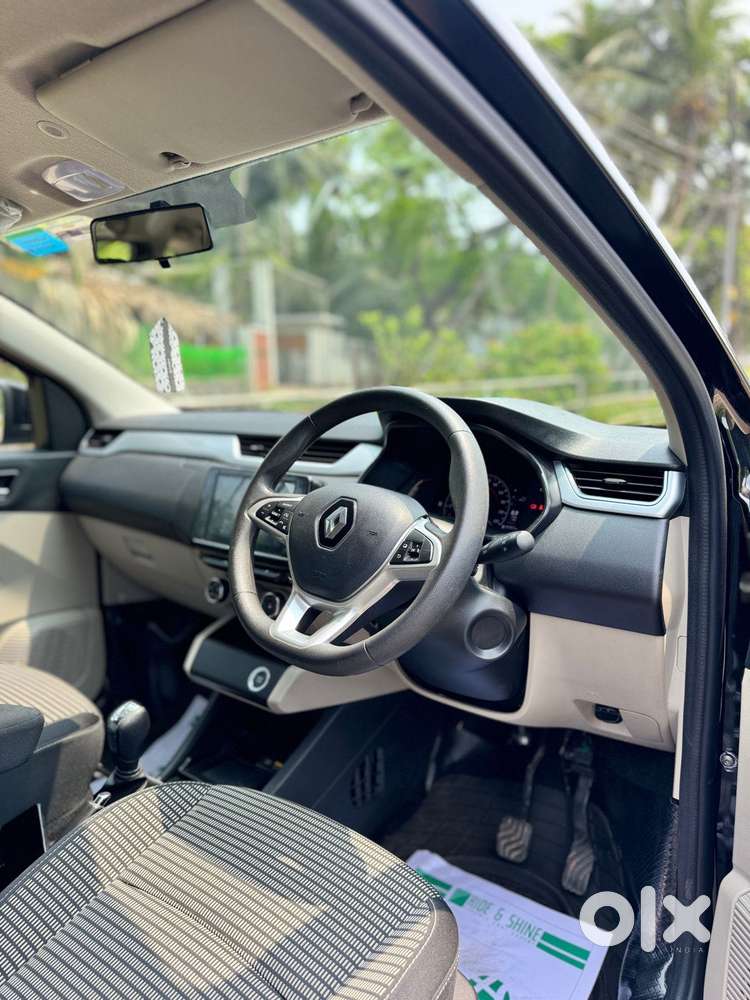 Renault Triber Rxz Easy-r Amt, 2025, Petrol