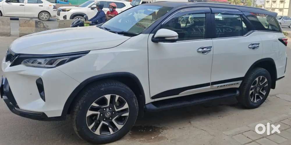 Toyota Fortuner Legender 2023
