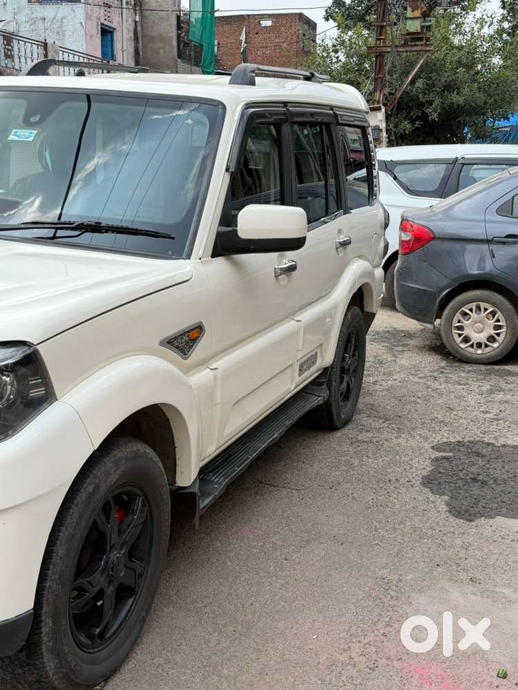 Mahindra Scorpio Diesel 2017