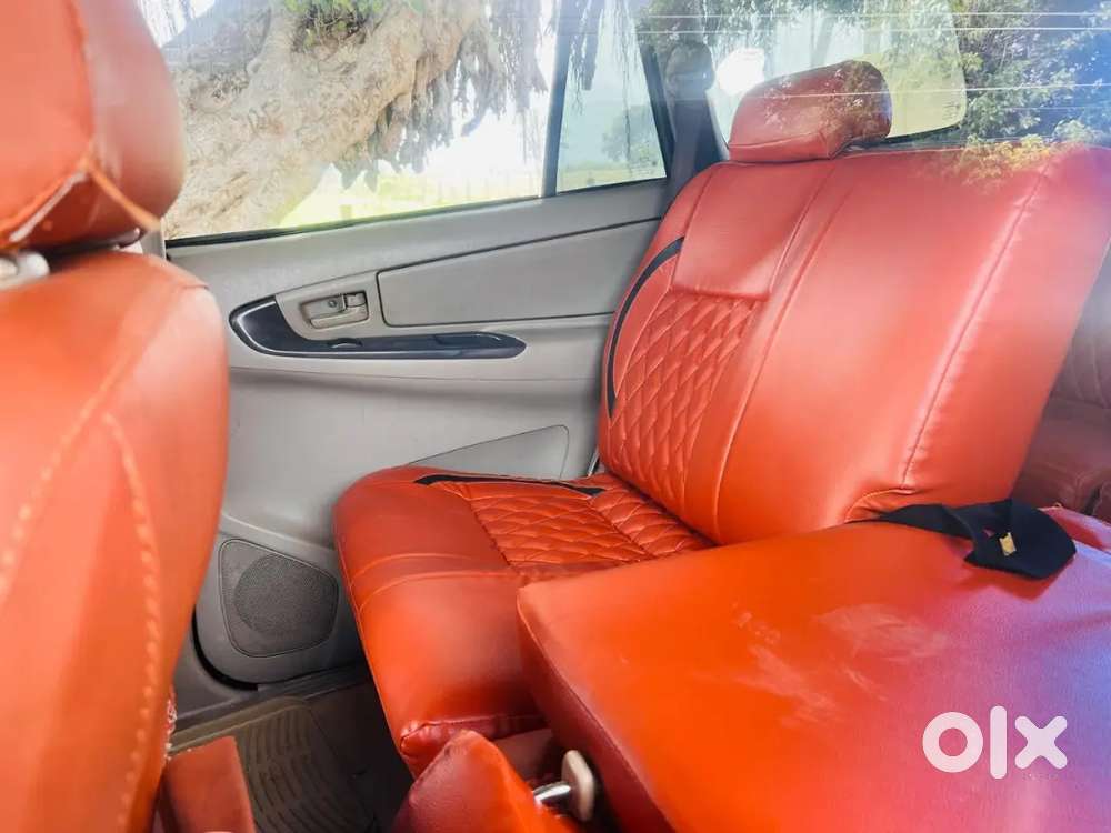 Innova 2.5g Version 2009 Model