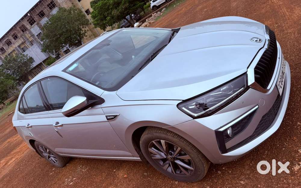 &scaron;koda Slavia (top) 1.0 Tsi Mt [silver]