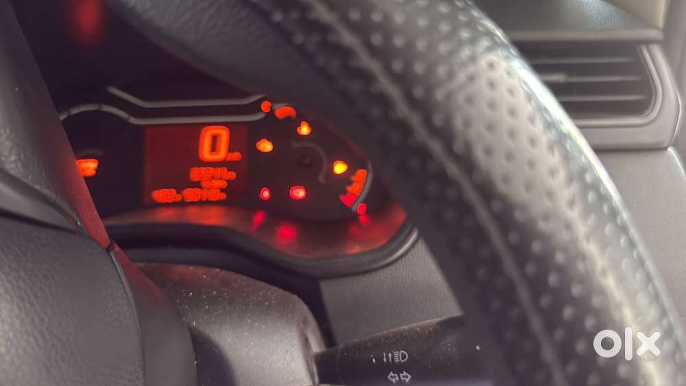 Renault Triber 1.0 Rxe, 2020, Petrol