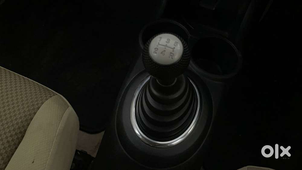 Honda Brio Vx Mt, 2015, Petrol