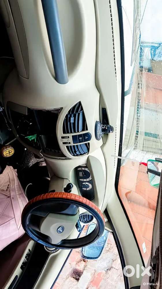 Mahindra Quanto 1.5 C2 2012