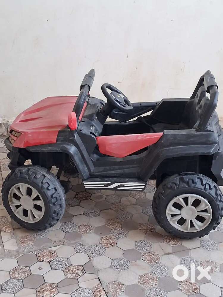 Kids toy jeep