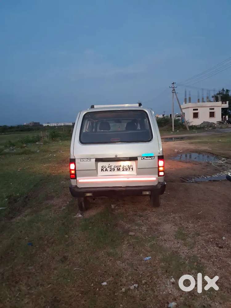 Maruti Suzuki Omni 2006