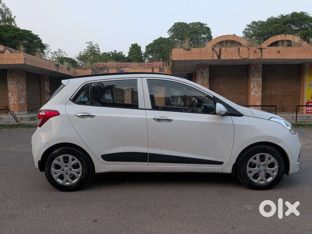 Hyundai Grand I10 1.2 Kappa Sportz Option At, 2014, Petrol