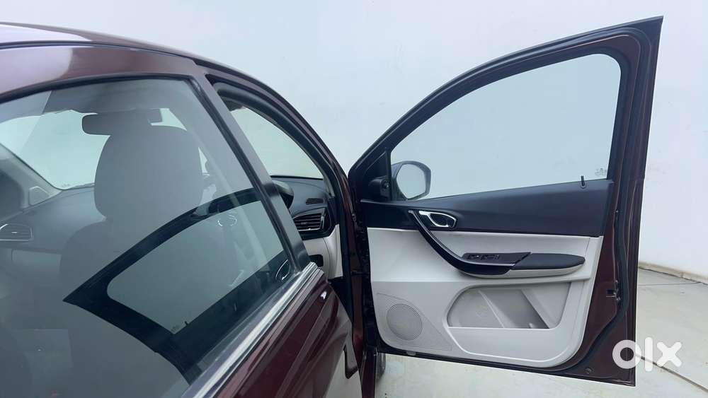 Tata Tigor Xza Plus, 2022, Petrol