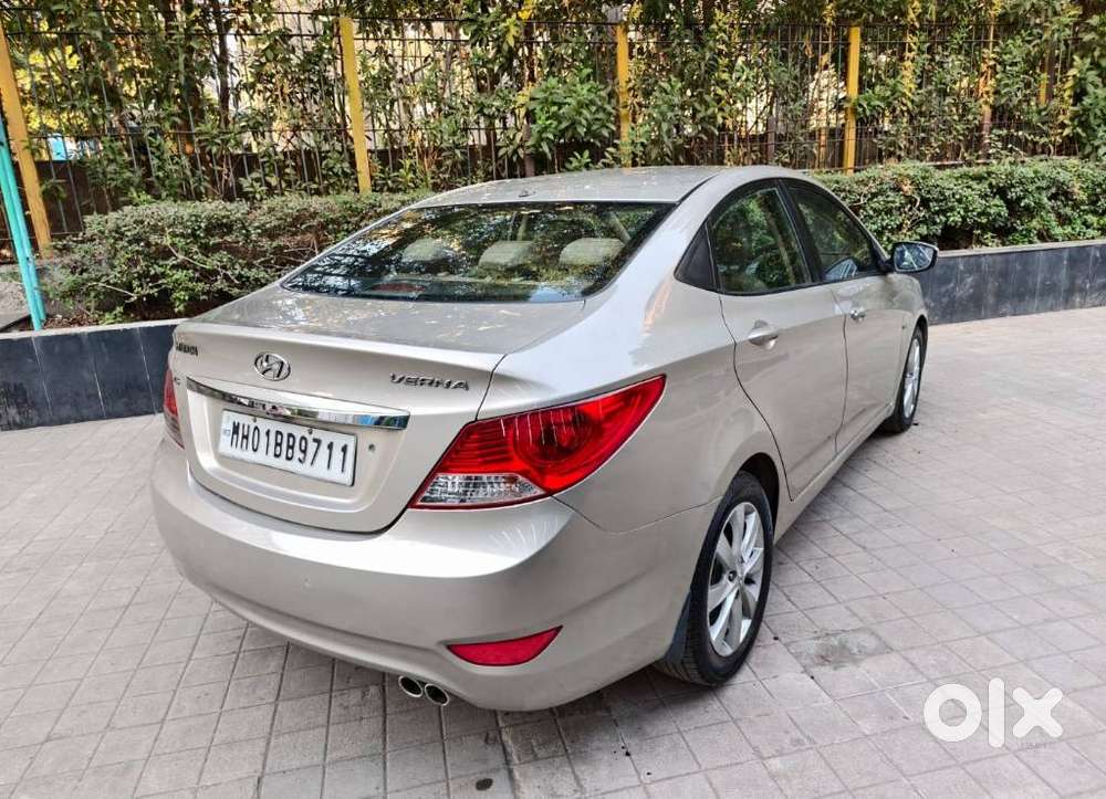 Hyundai Verna Fluidic 1.6 Vtvt Sx Opt, 2011, Petrol