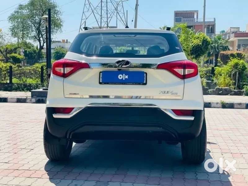 Mahindra Xuv300 W8 Diesel, 2022, Diesel
