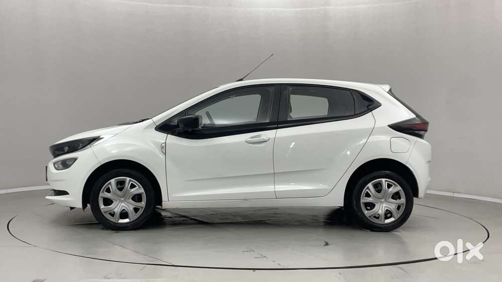 Tata Altroz 1.2 Xt, 2022, Petrol