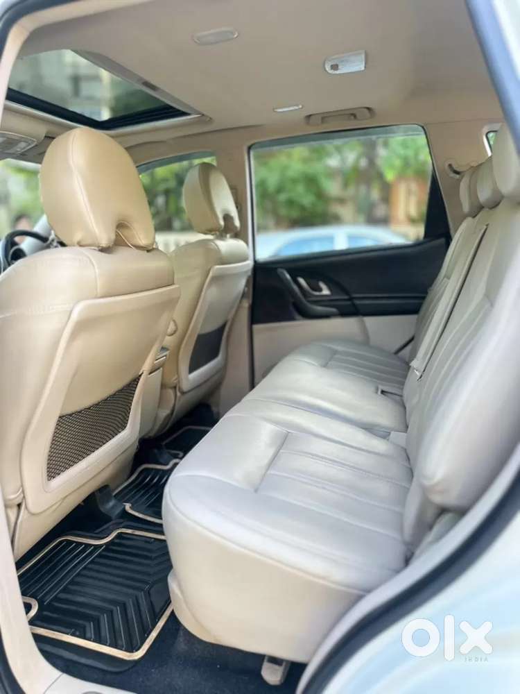 Mahindra Xuv500 At W10 Fwd, 2018, Diesel