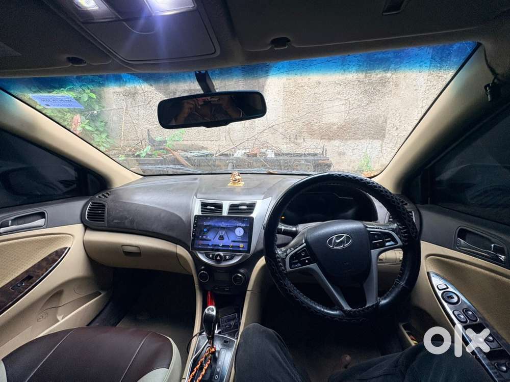 2012 Hyundai Verna At