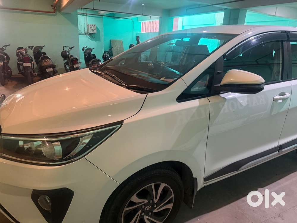 Toyota Innova Crysta 2021 Diesel Manual 2.4