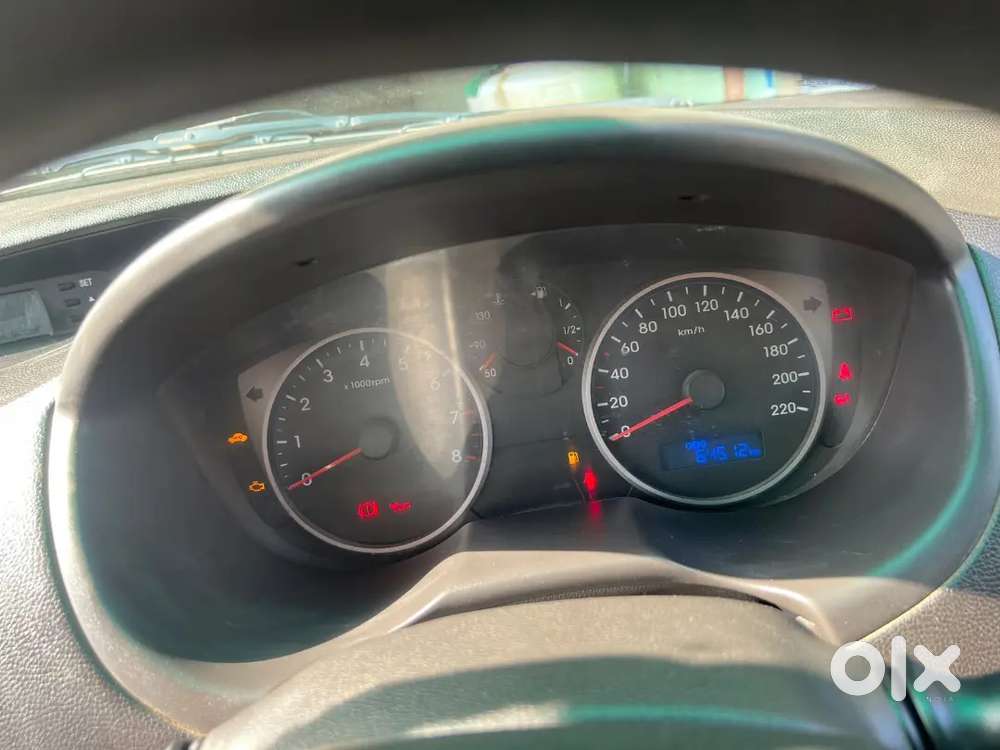 Hyundai I20 Asta Manual 2014
