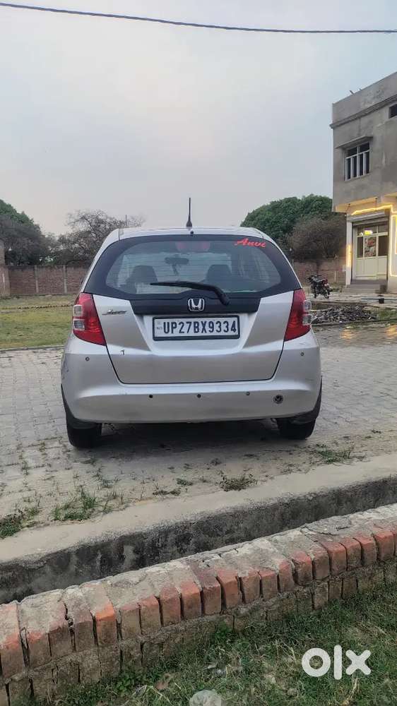 Honda Jazz 2011 Cng & Hybrids 75000 Km Driven