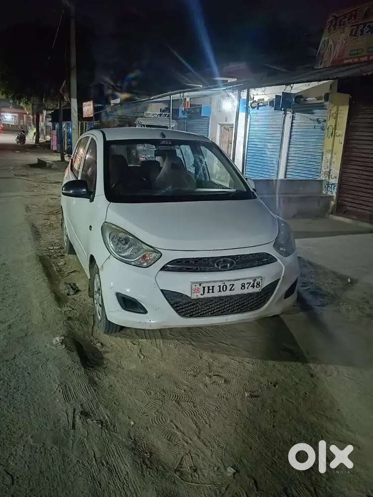 Hyundai I10 2011 Petrol 64000 Km Driven