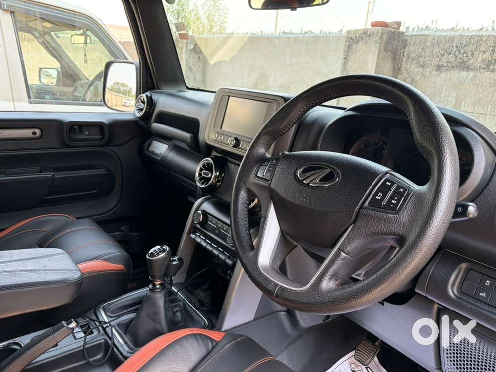 Mahindra Thar Petrol 2022