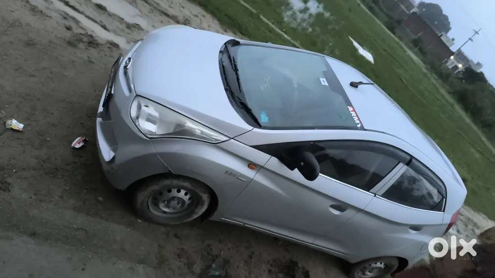 Hyundai Eon 2012 Lpg 40000 Km Driven