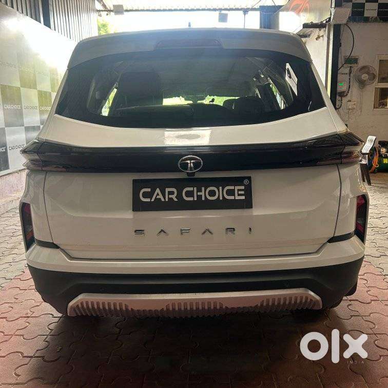 Tata Safari Adventure Plus A At, 2025, Diesel