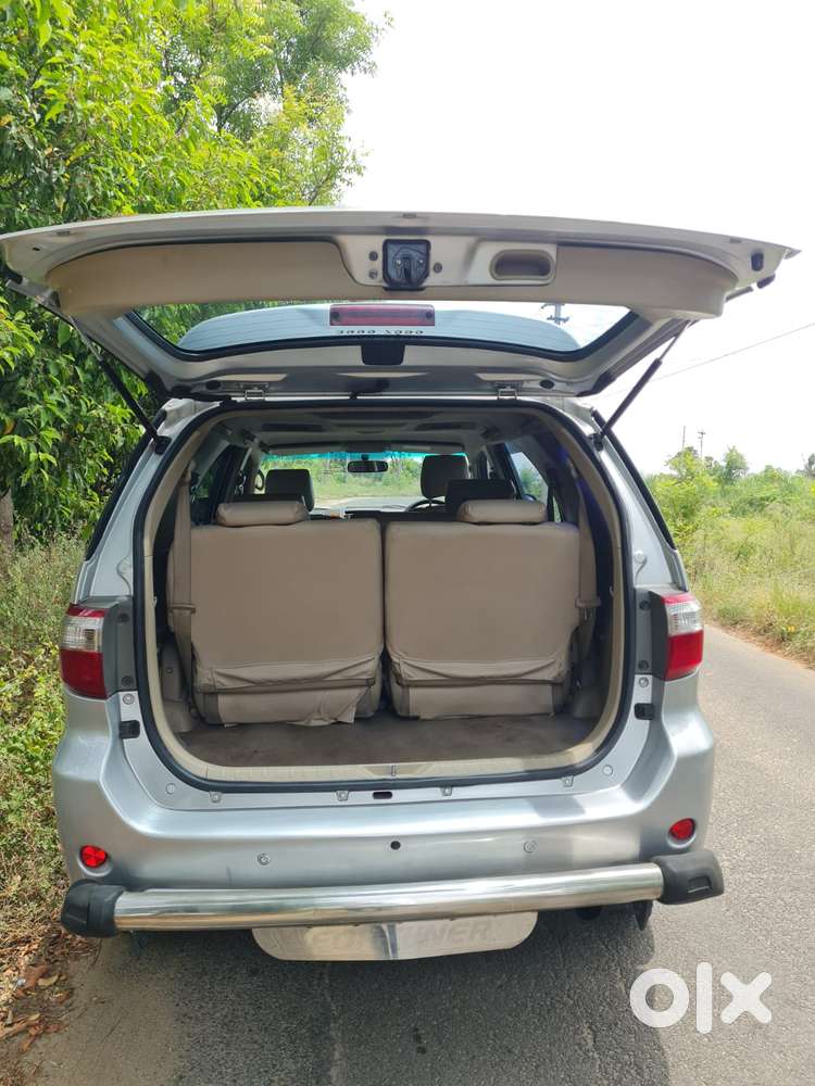 Toyota Fortuner 3.0 4x2 Mt, 2010, Diesel
