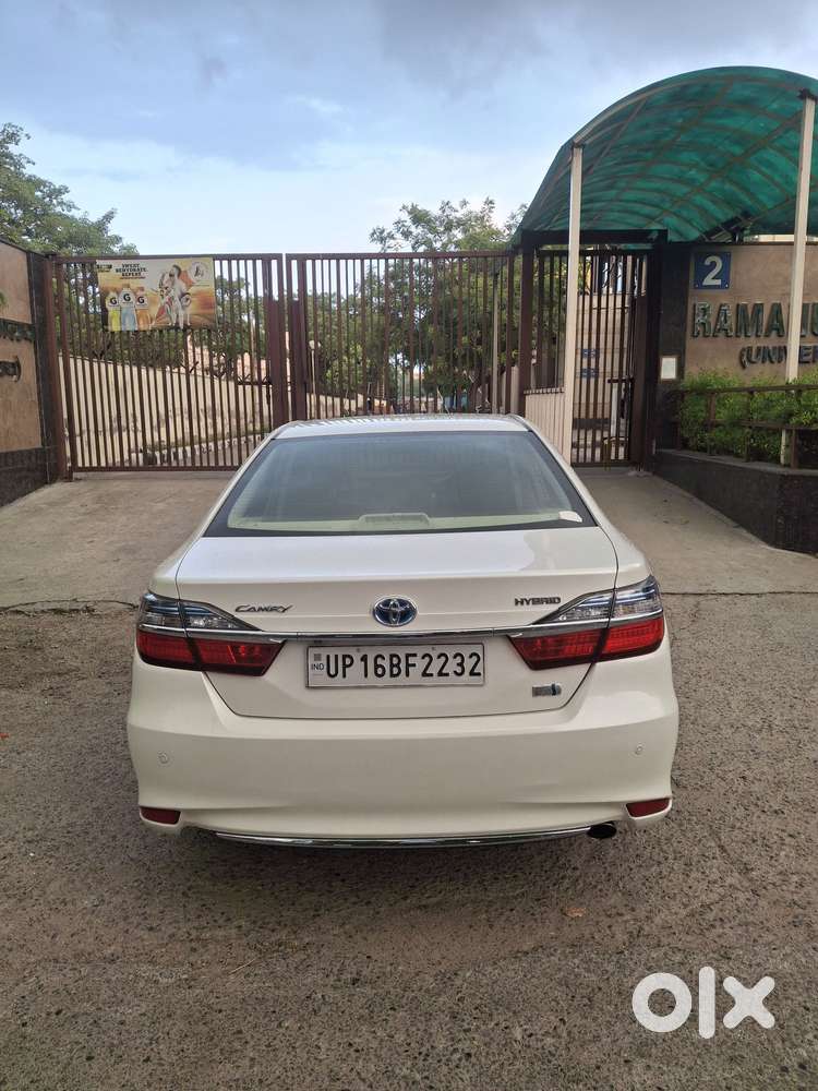 Toyota Camry Hybrid 2.5, 2016, Cng & Hybrids