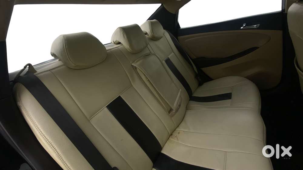 Hyundai Verna Fluidic 1.6 Vtvt Sx, 2013, Petrol