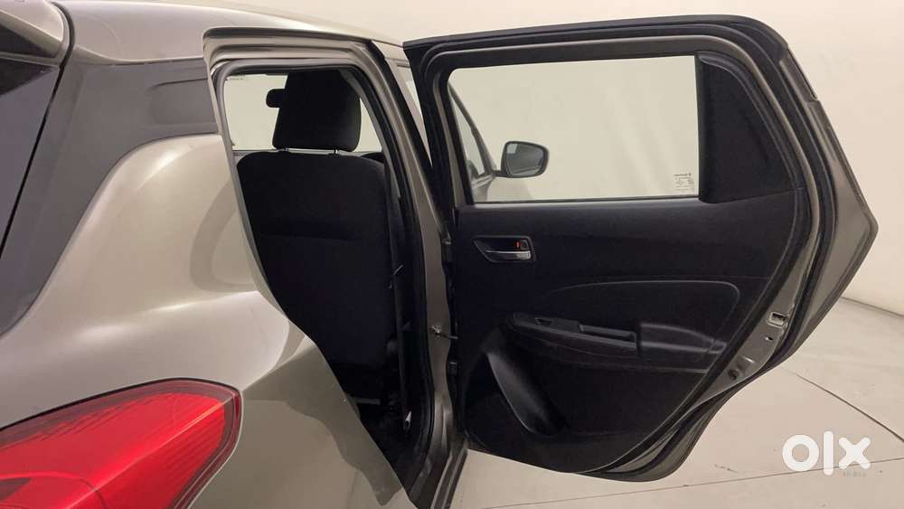 Maruti Suzuki Swift Amt Zxi, 2018, Petrol