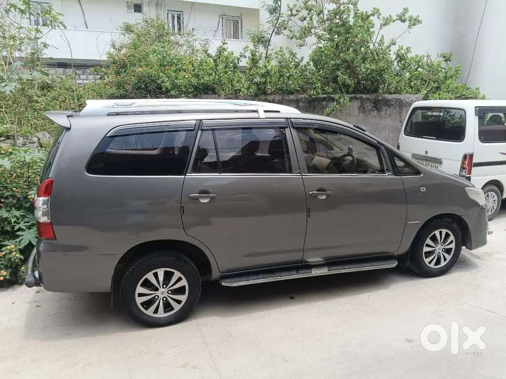Toyota Innova 2009 Diesel 268000 Km Driven