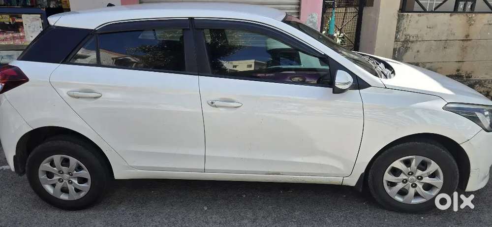 I20 2017 Petrol Sportz At 5.2l Negotaible