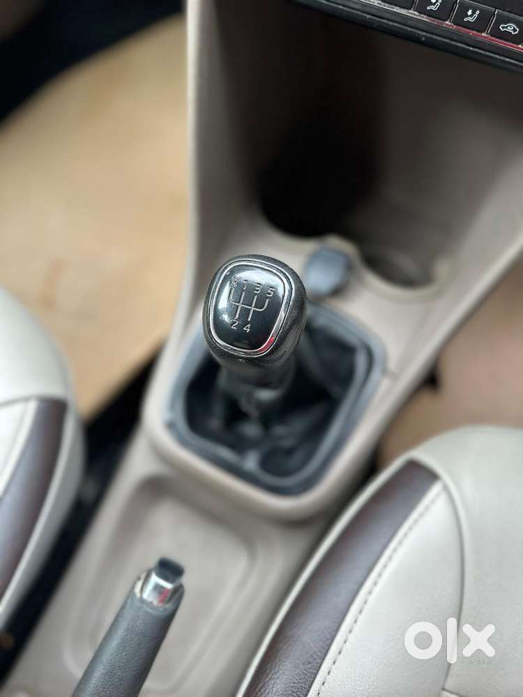 Skoda Rapid Elegance 1.6 Mpfi Mt, 2012, Diesel