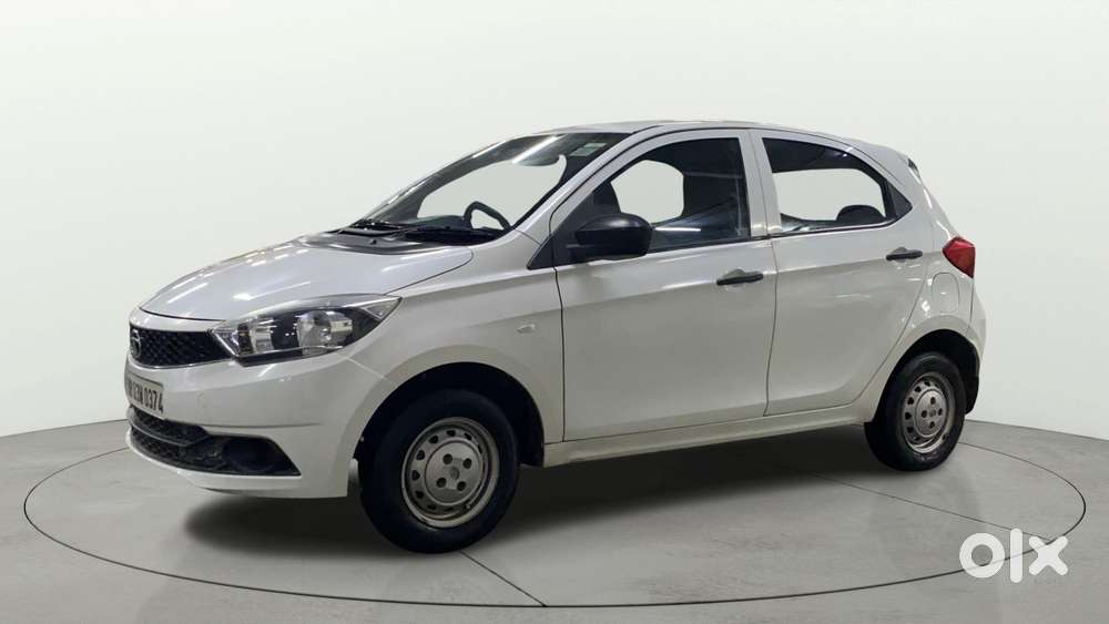 Tata Tiago 1.2 Revotron Xm, 2017, Petrol