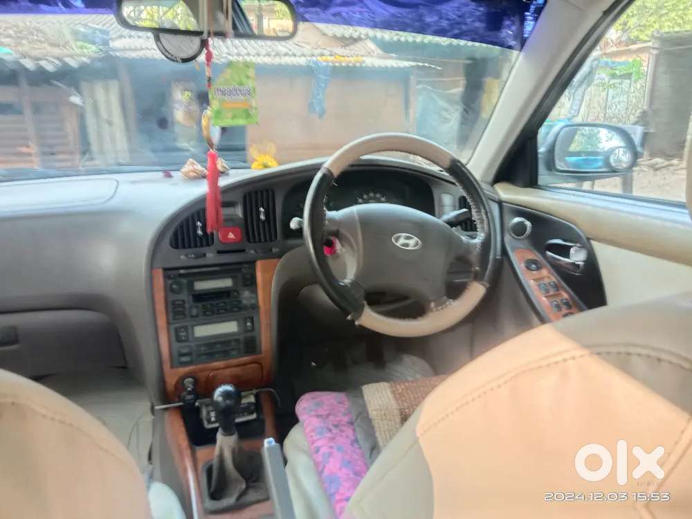 Hyundai Elantra 2004 Cng & Hybrids 195000 Km Driven