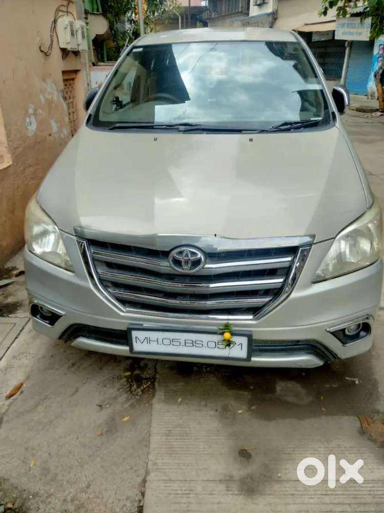 Toyota Innova 2013 Diesel 8 Str