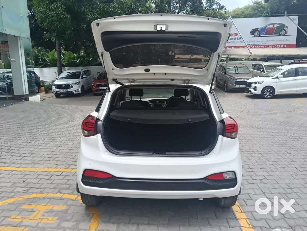 Hyundai Elite I20 Asta Option, 2018, Petrol