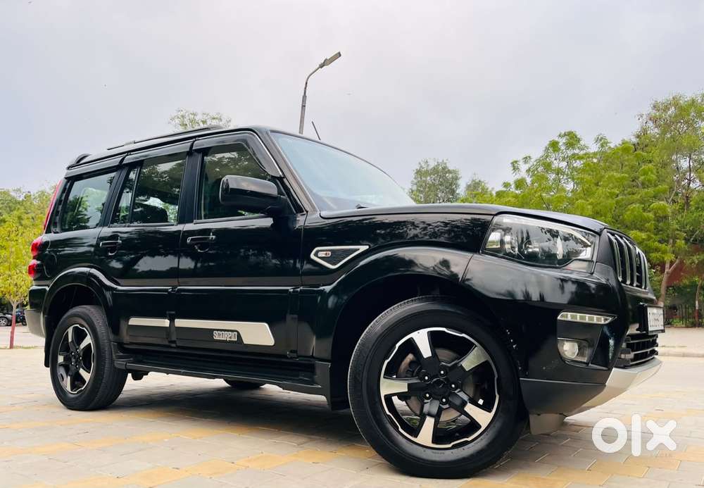 Mahindra Scorpio Classic 2.2 S 11 Mt 7 Cc, 2025, Diesel