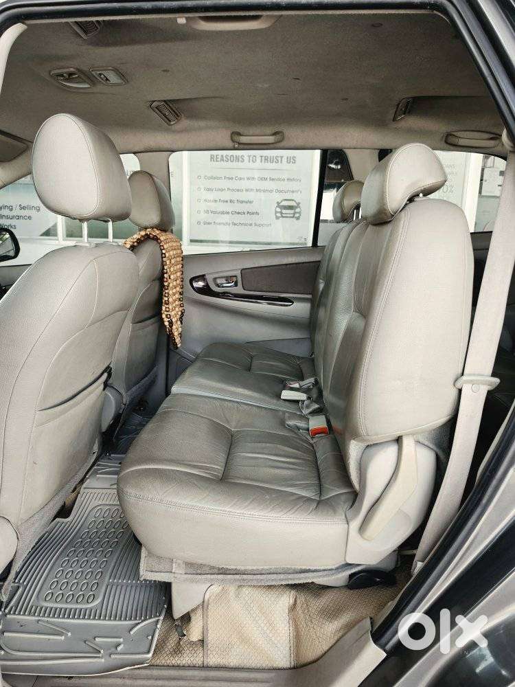 Toyota Innova 2.5 Vx 8 Str, 2012, Diesel