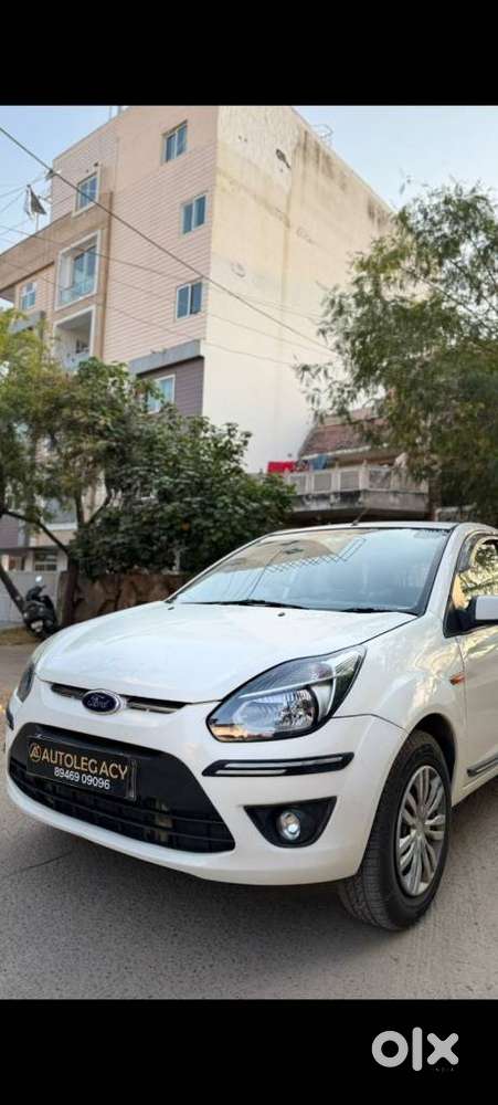 Ford Figo Duratorq Zxi 1.4, 2012, Diesel